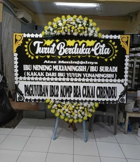 Papan Bunga Duka Sutera Victoria